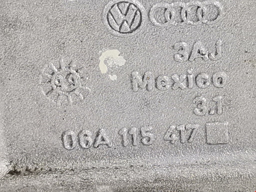 Корпус масляного фильтра AUDI A3 8L 1996-2003