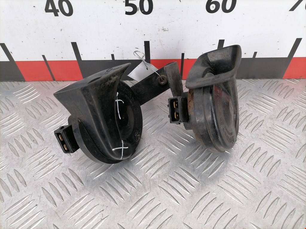 Сигнал звуковой (гудок клаксон) AUDI A4 B5 1995-2001