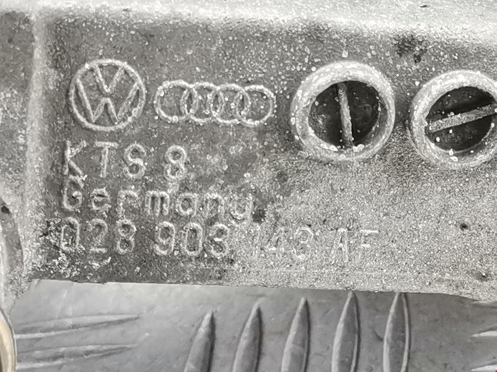 Насос водяной (помпа) AUDI A4 B5 1995-2001