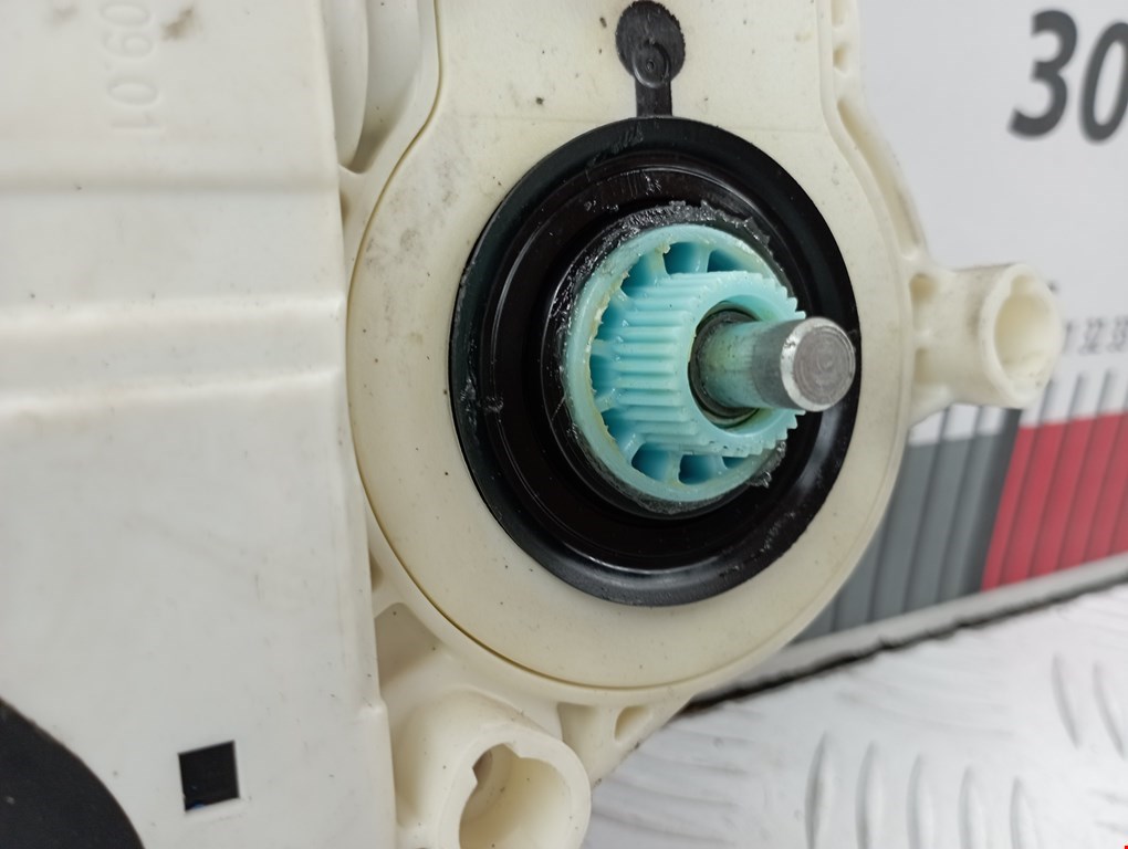 Моторчик (двигатель) стеклоподъемника CITROEN C5 I 2001-2008