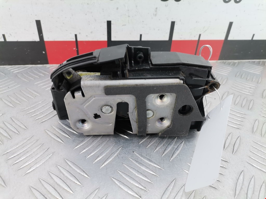 Замок двери передней левой FORD Fiesta 2008-2012