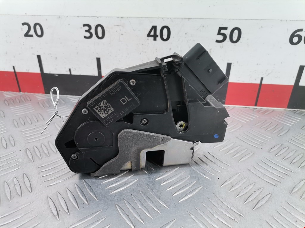 Замок двери передней левой FORD Fiesta 2008-2012