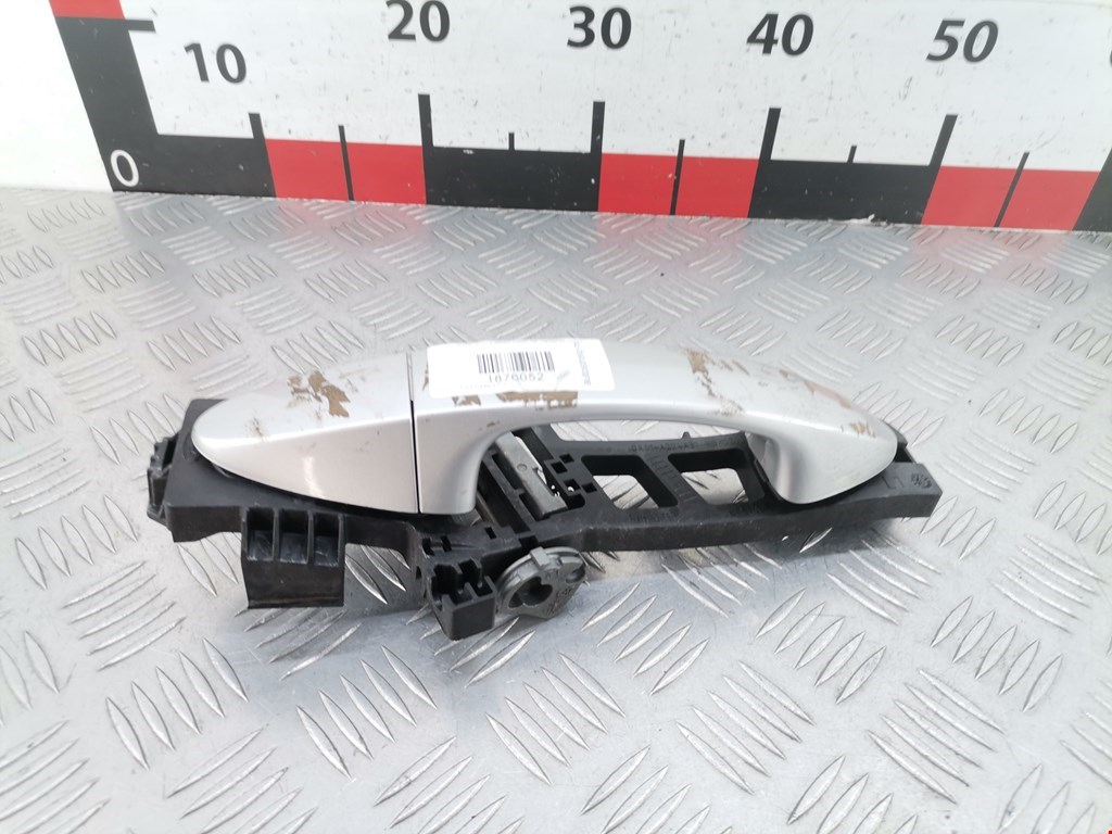 Ручка двери передней наружная левая FORD Fiesta 2008-2012