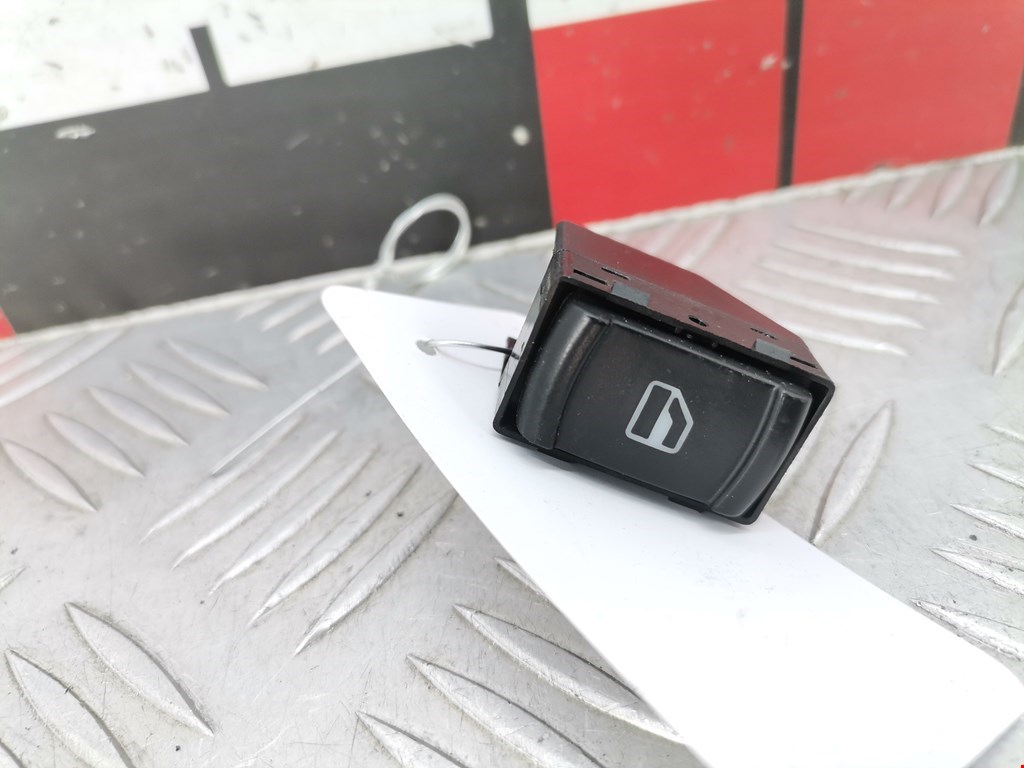 Кнопка стеклоподъемника VOLKSWAGEN Passat B5 1997-2005