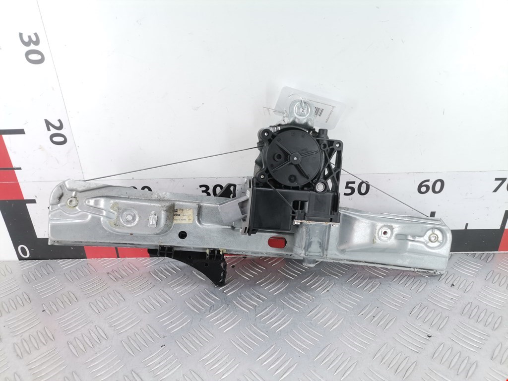 Стеклоподъемник задний правый OPEL Insignia 2008-2017