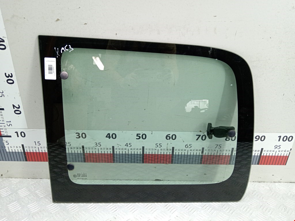 Стекло кузовное глухое левое CITROEN Berlingo 1996-2012