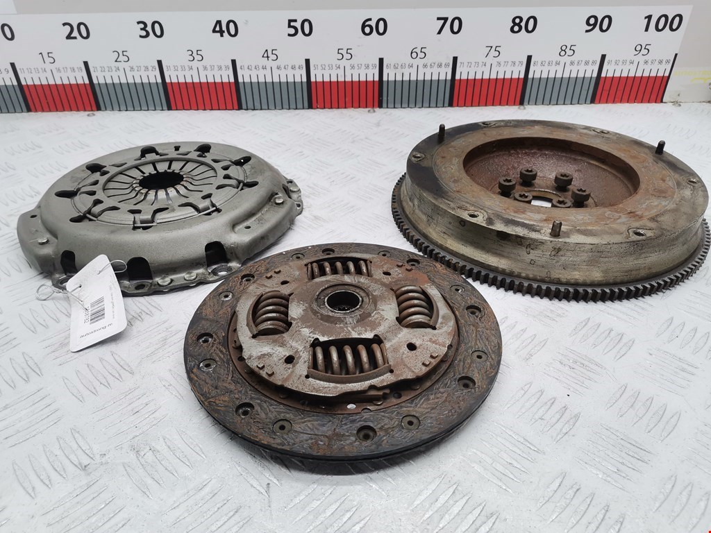 Маховик (демпфер сцепления) MAZDA Mazda 2 DY 2003-2007