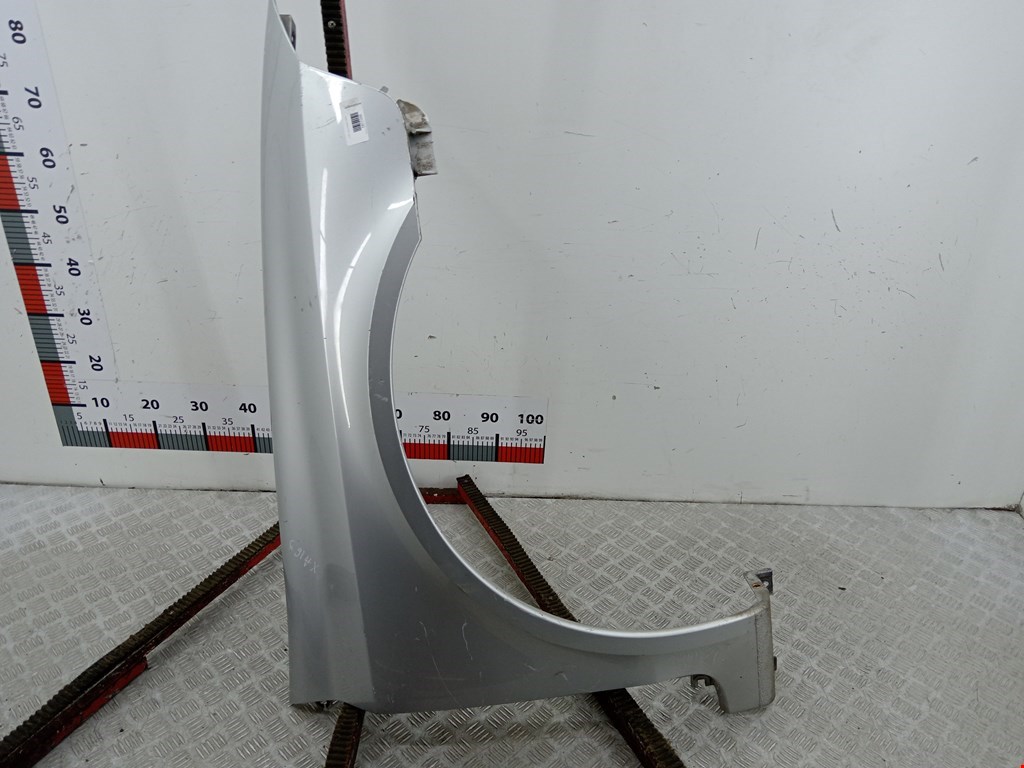 Крыло переднее правое RENAULT Laguna 2001-2007