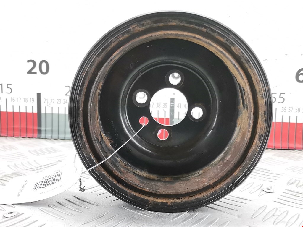 Шестерня коленвала (шкив) VOLKSWAGEN Passat B6 2005-2011