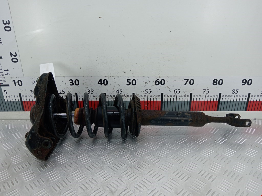 Амортизатор передний правый VOLKSWAGEN Passat B5 1997-2005