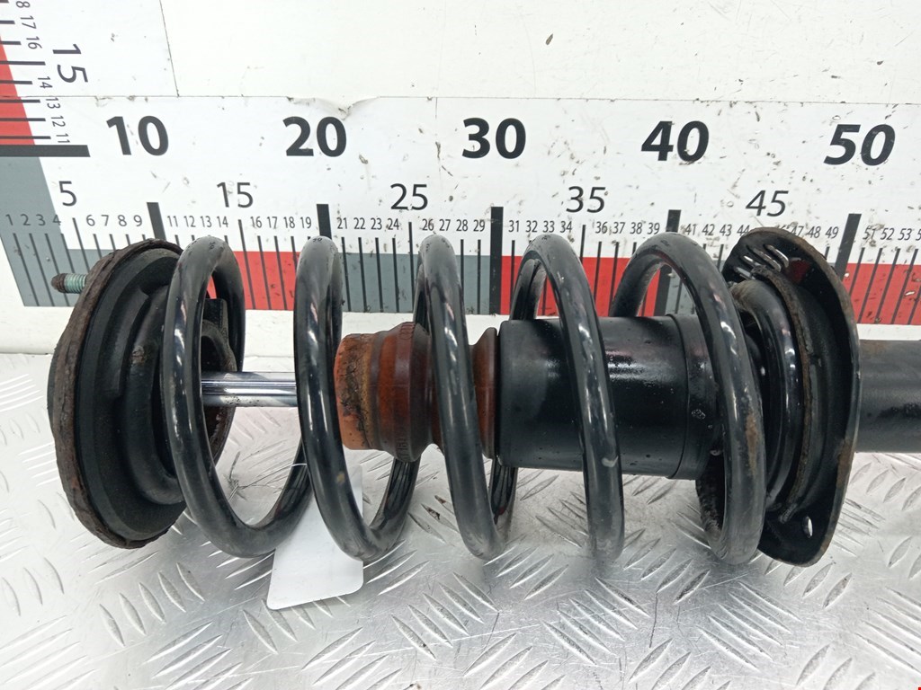 Амортизатор передний левый VOLKSWAGEN Passat B5 1997-2005