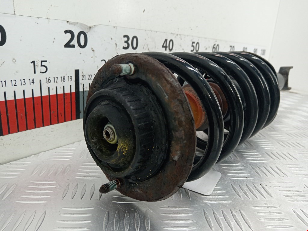 Амортизатор передний левый VOLKSWAGEN Passat B5 1997-2005