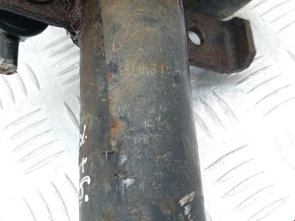 Амортизатор передний правый RENAULT Megane II 2002-2009