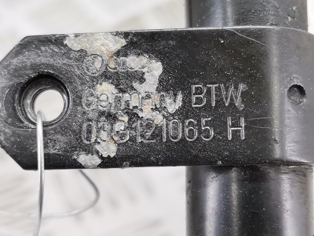 Патрубок VOLKSWAGEN Passat B6 2005-2011