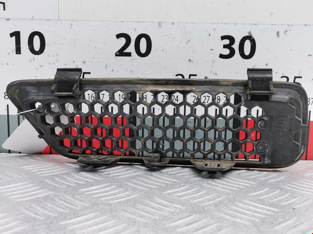 Решетка радиатора RENAULT Scenic I 1996-2003