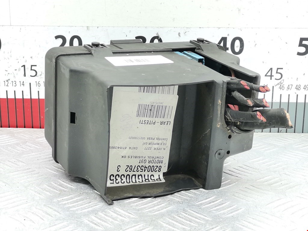 Датчик уровня в бачок омывателя CITROEN C8 2002-2014