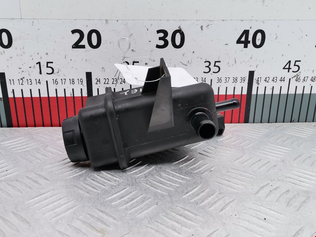 Бачок ГУР (гидроусилителя) MITSUBISHI Carisma 1995-1999