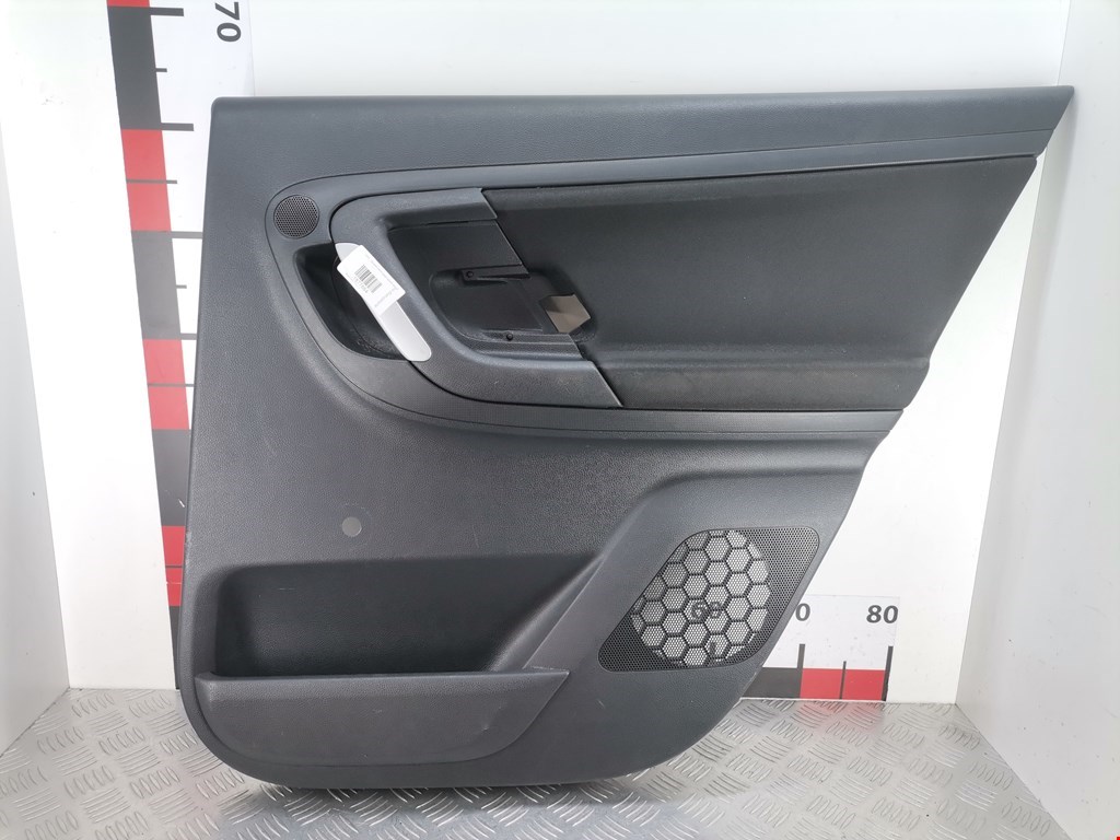 Обшивка (карта) двери задней правой Skoda Fabia 2 (5J) (2007-2014)
