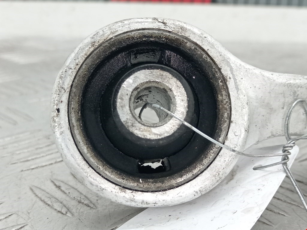 Рычаг передний правый AUDI A4 B5 1995-2001