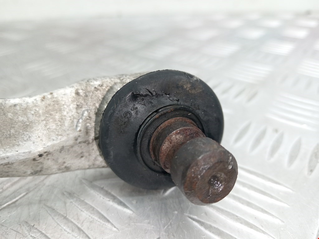 Рычаг передний правый AUDI A4 B5 1995-2001