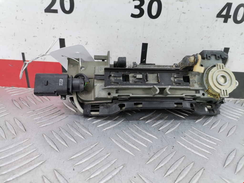 Ручка двери передней наружная правая AUDI A4 B5 1995-2001