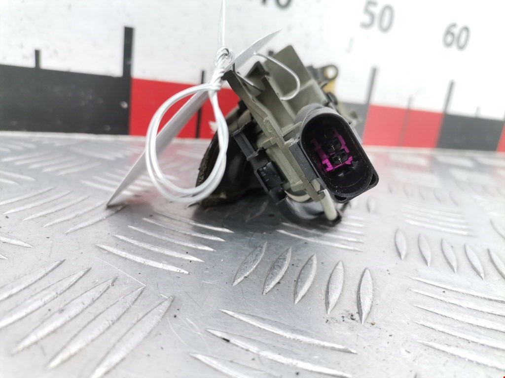 Ручка двери передней наружная правая AUDI A4 B5 1995-2001