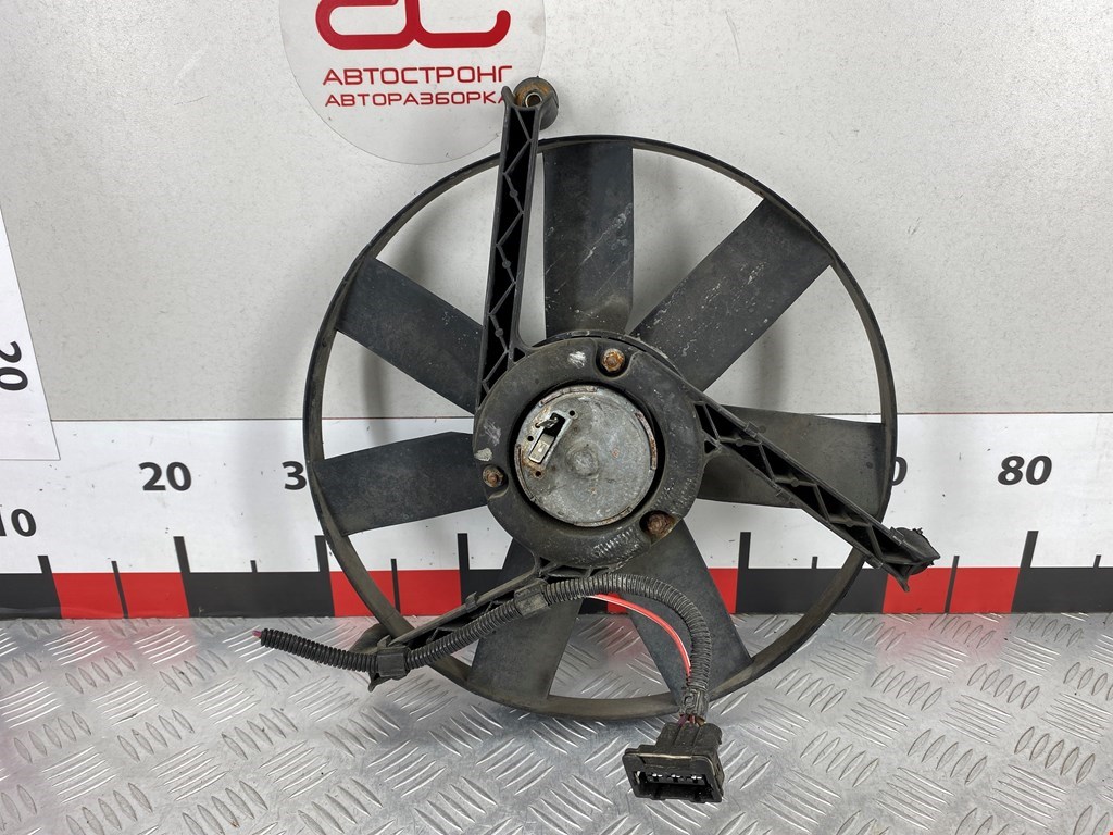 Вентилятор радиатора основного VOLKSWAGEN Polo III 1994-2001