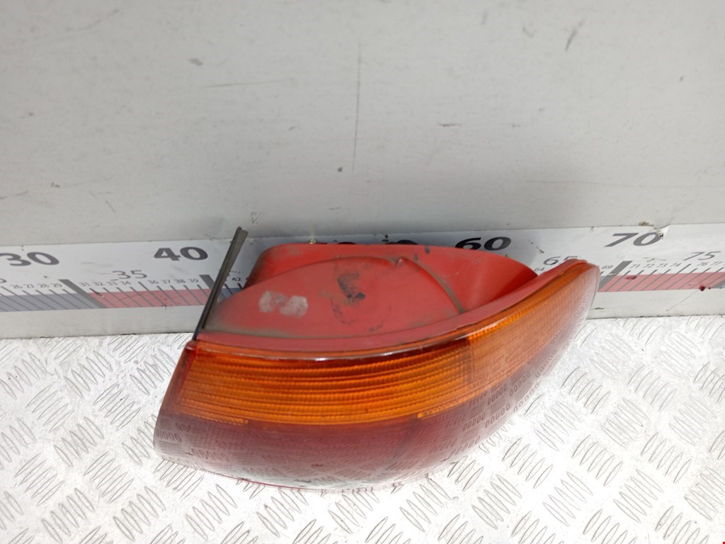 Фонарь задний правый AUDI A4 B5 1995-2001