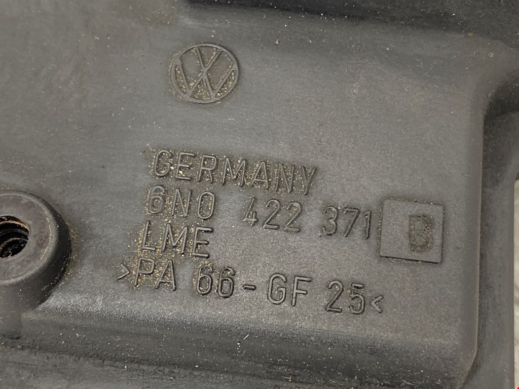 Бачок ГУР (гидроусилителя) VOLKSWAGEN Polo III 1994-2001