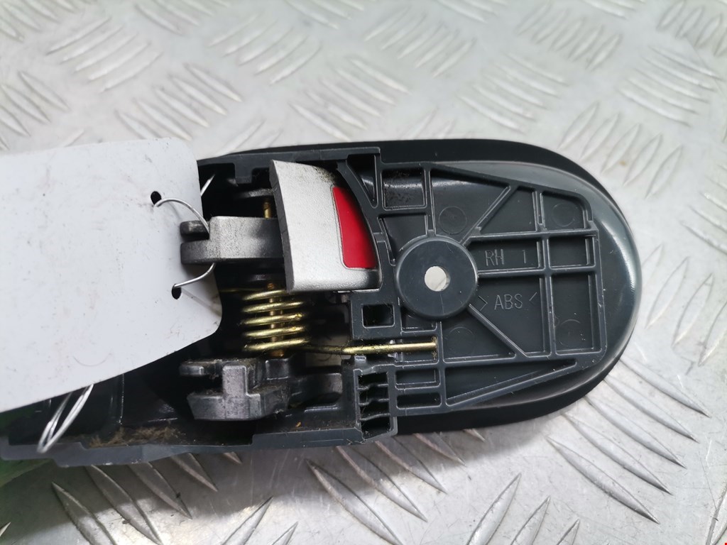 Ручка дверная передняя внутренняя правая MITSUBISHI Colt Z3 2003-2012
