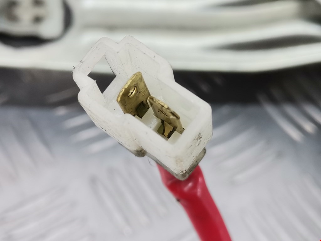 Стеклоподъемник передний правый MITSUBISHI Pajero Sport 1998-2008