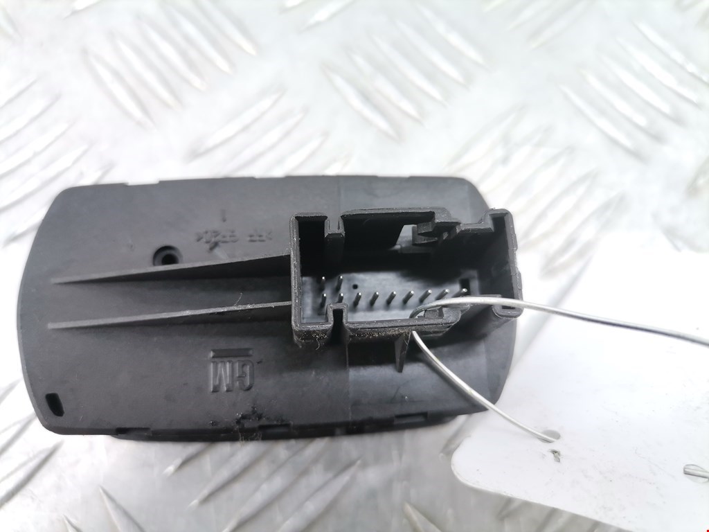 Блок управления стеклоподъемниками OPEL Corsa D 2006-2014