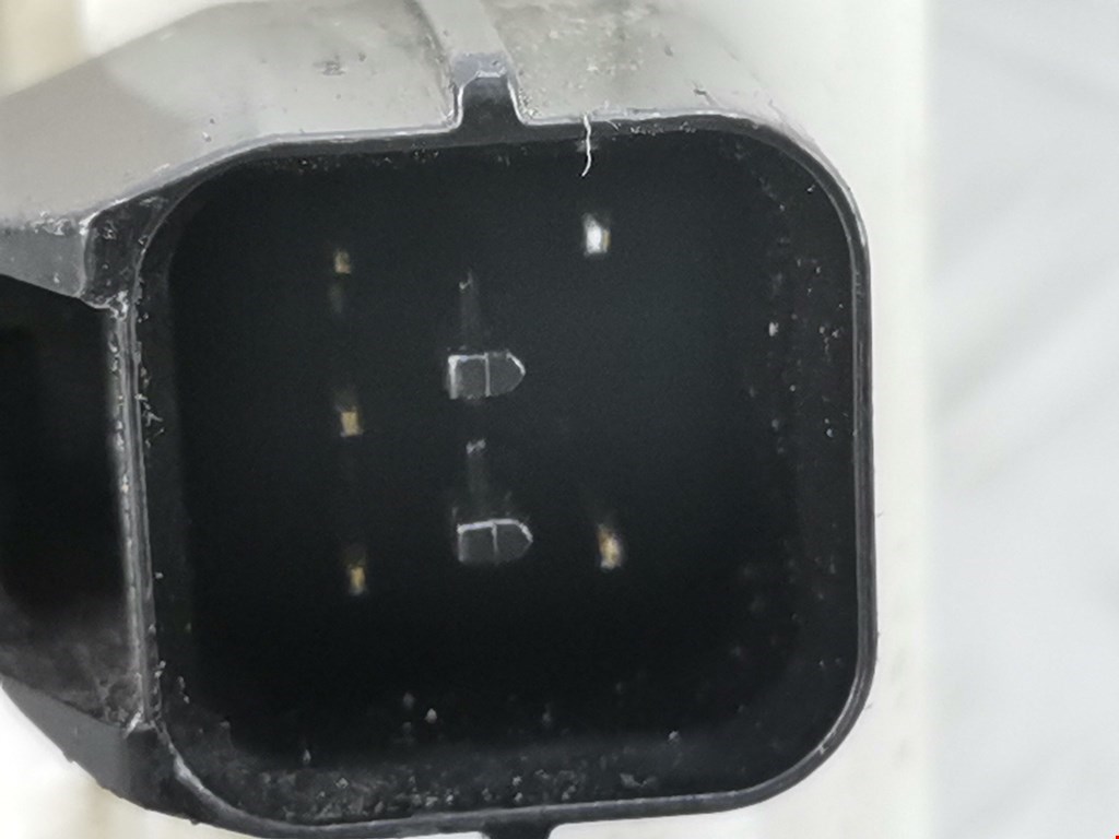 Замок двери передней правой MITSUBISHI Pajero Sport 1998-2008