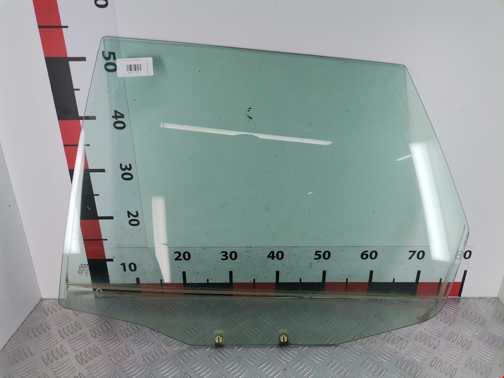 Стекло двери заднее левое VOLVO V40 I 1995-2004