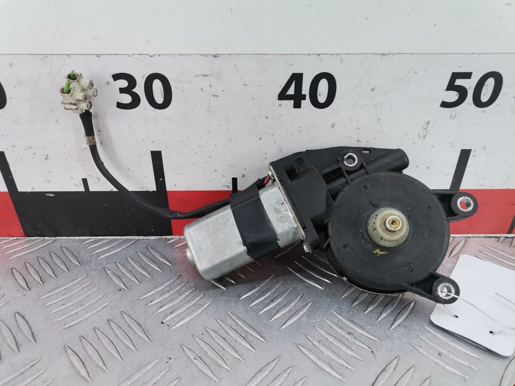 Моторчик (двигатель) стеклоподъемника IVECO Daily III 1999-2006