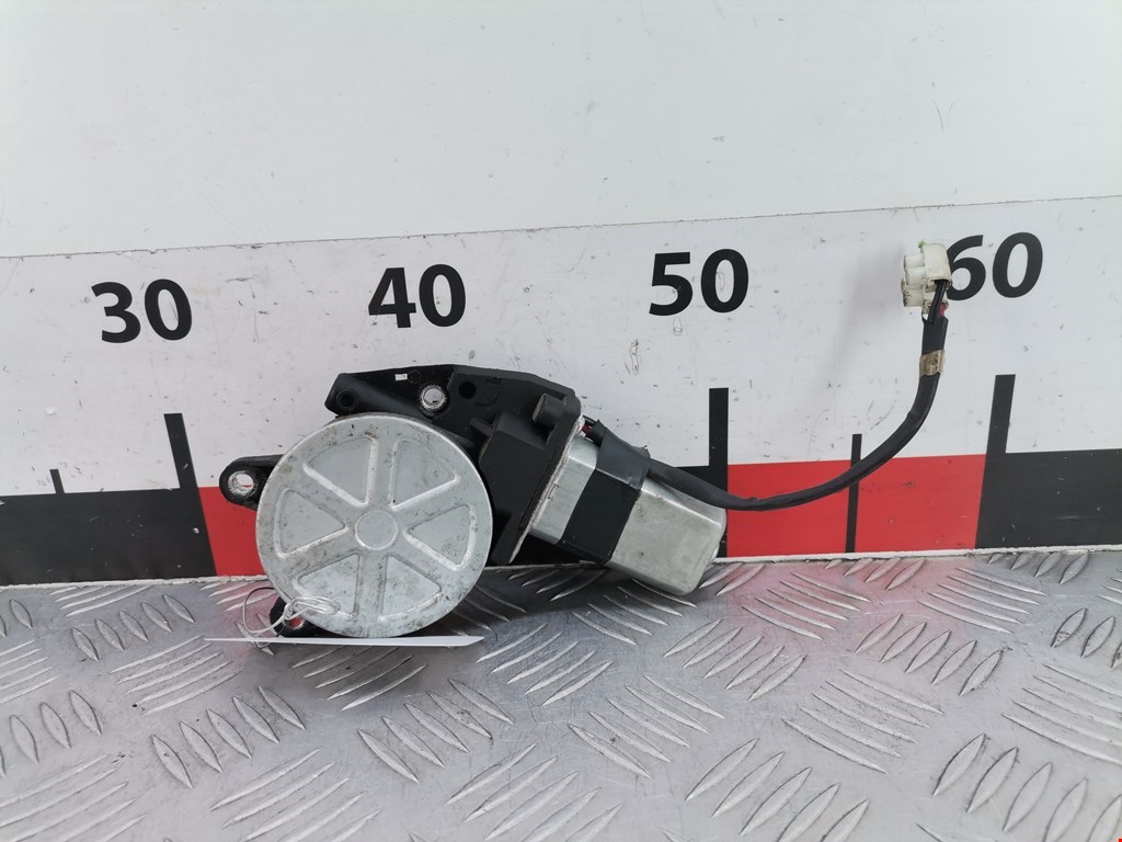 Моторчик (двигатель) стеклоподъемника IVECO Daily III 1999-2006