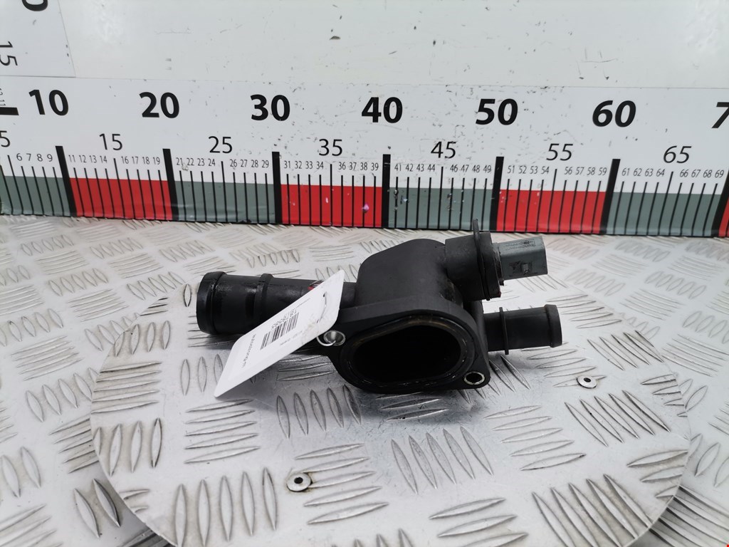 Тройник системы охлаждения VOLKSWAGEN Golf V 2003-2009