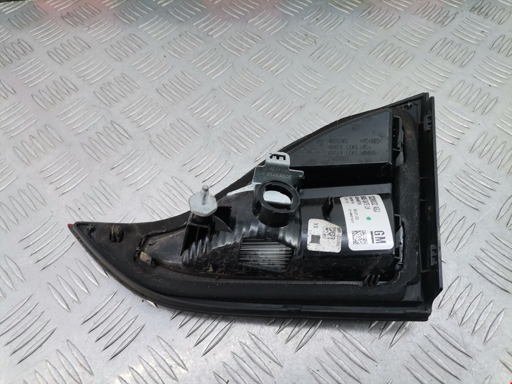 Фонарь задний внутренний левый OPEL Zafira C 2012-2019