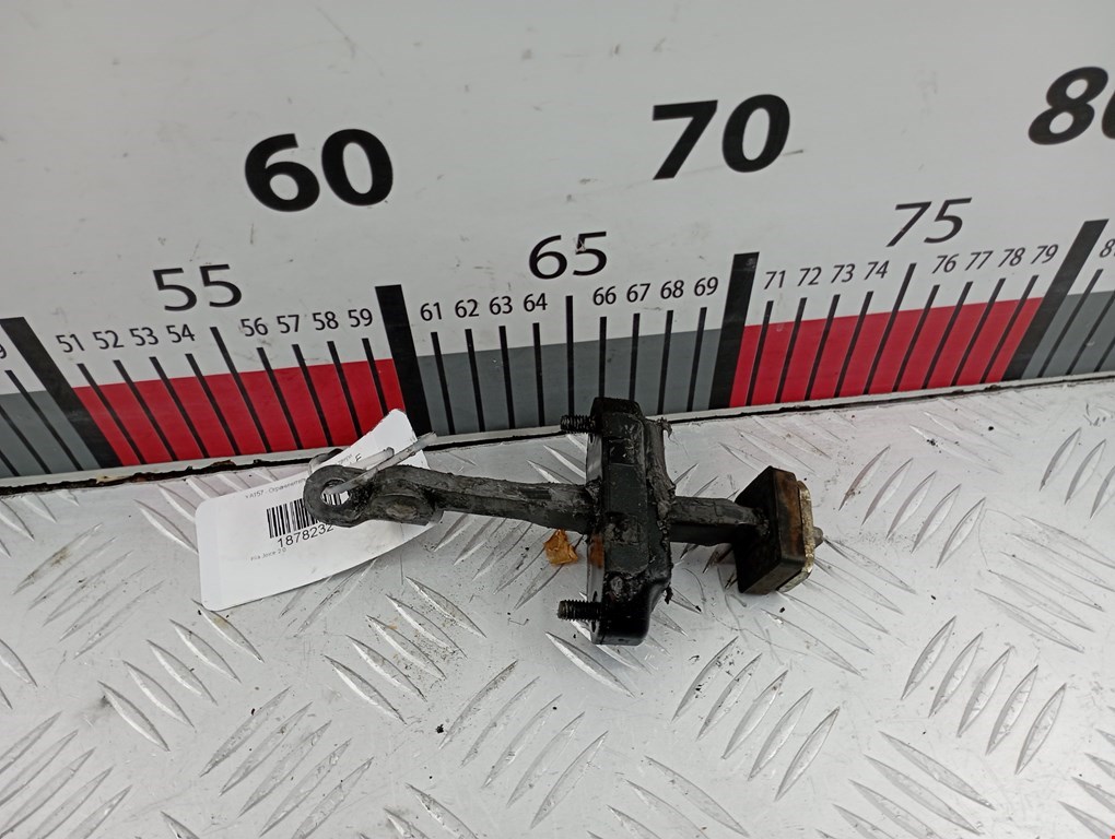 Ограничитель открывания двери KIA Joice 1999-2003