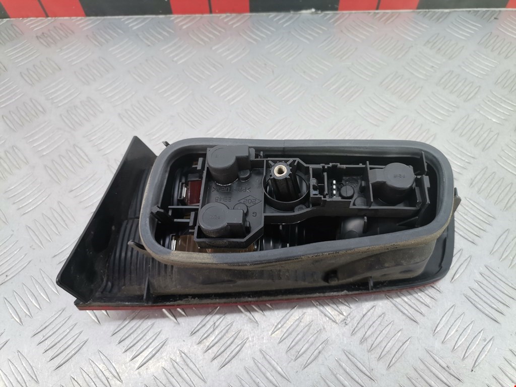 Фонарь задний внутренний левый RENAULT Laguna 2001-2007