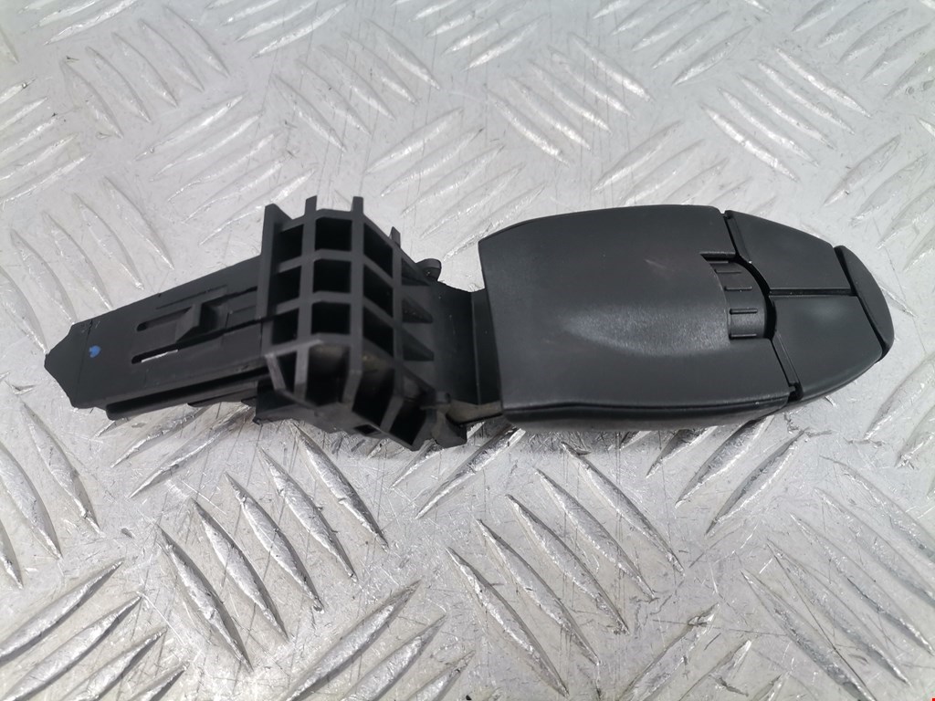 Переключатель подрулевой управления магнитолой CITROEN C5 I 2001-2008