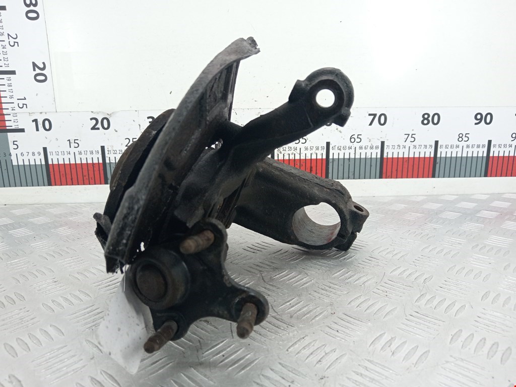 Ступица передняя левая VOLKSWAGEN Touran 2003-2010