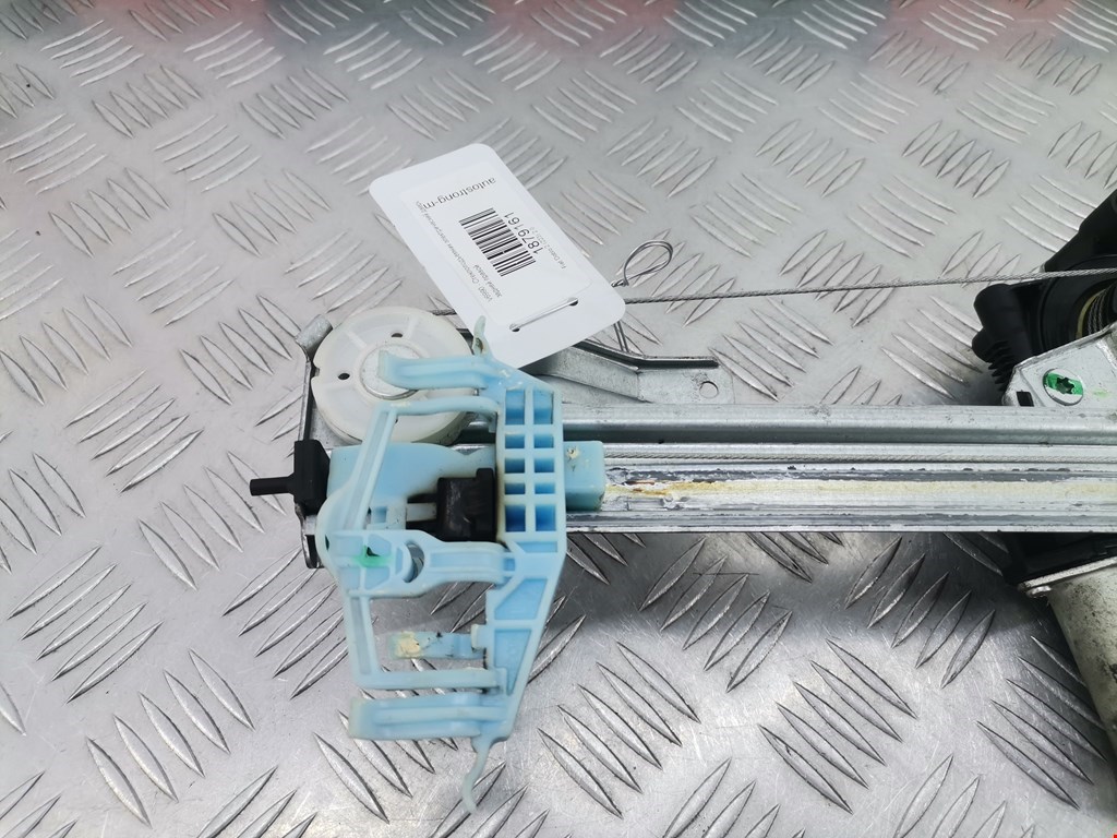 Стеклоподъемник задний правый FIAT Doblo 2 2009-2014
