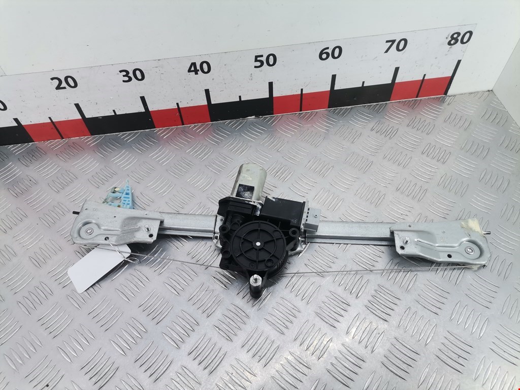 Стеклоподъемник задний правый FIAT Doblo 2 2009-2014