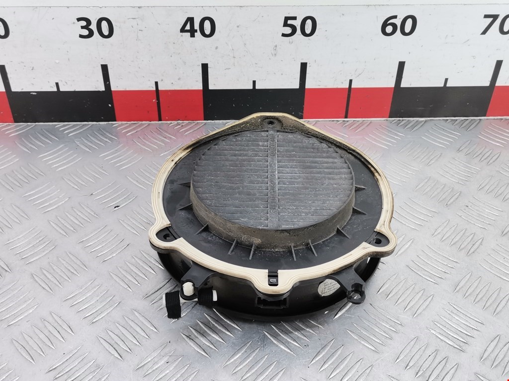 Динамик AUDI A4 B7 2004-2007