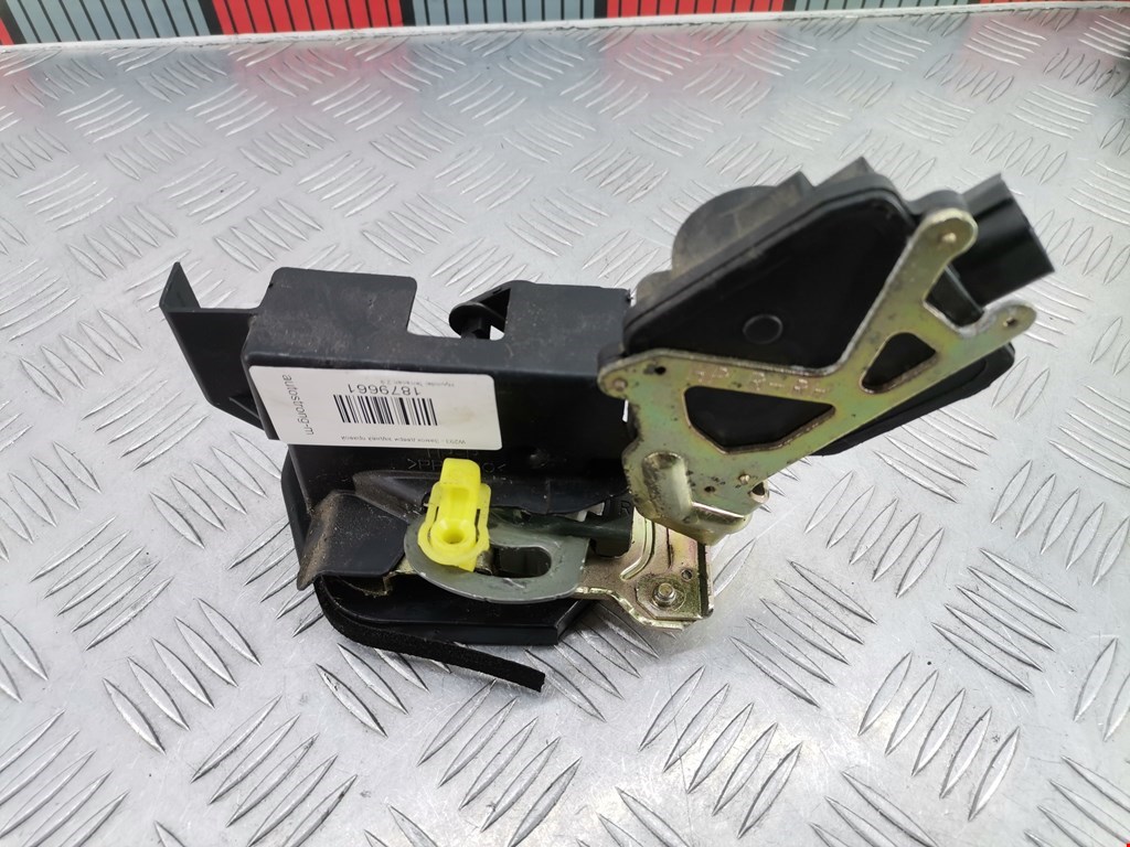 Замок двери задней правой HYUNDAI Terracan 2001-2006