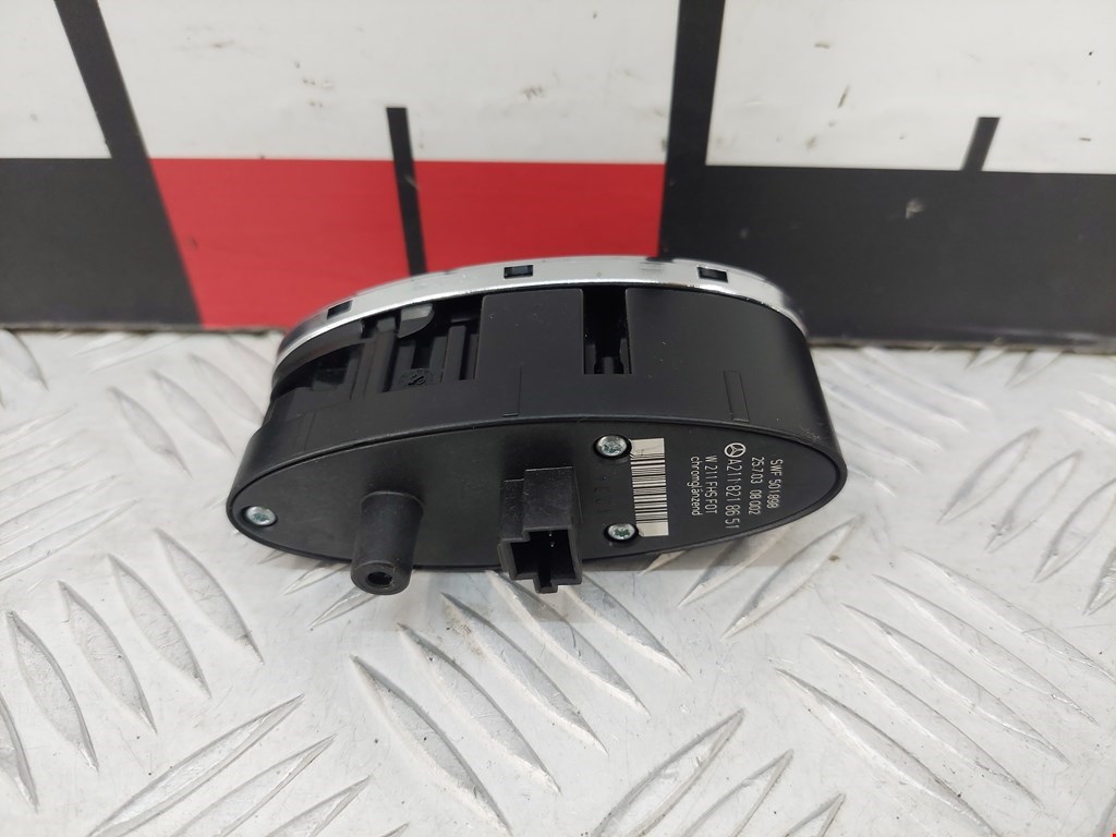 Кнопка стеклоподъемника MERCEDES-BENZ E-Class W211, S211 2002-2009