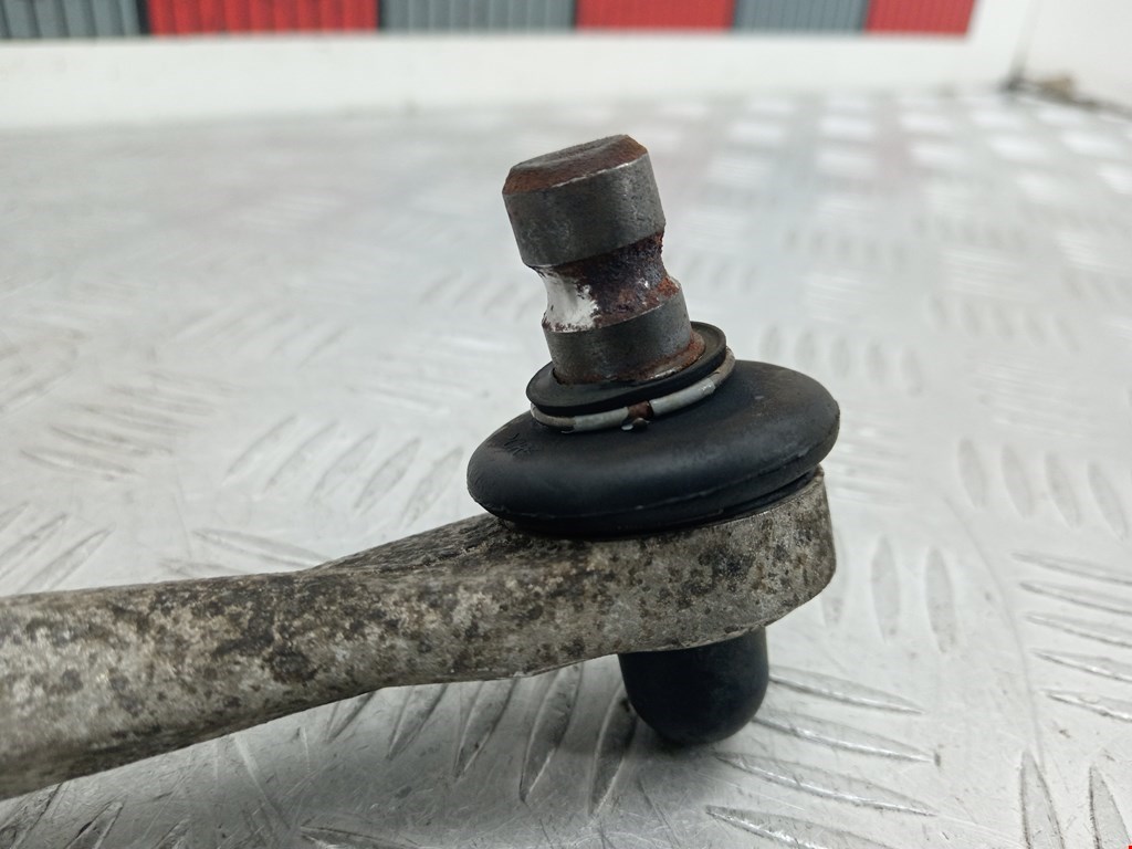 Рычаг передний правый VOLKSWAGEN Passat B5 1997-2005