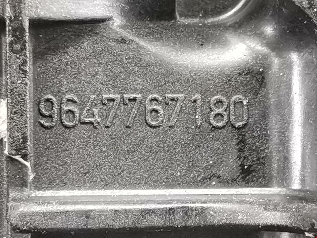 Корпус термостата FORD Focus II 2005-2011