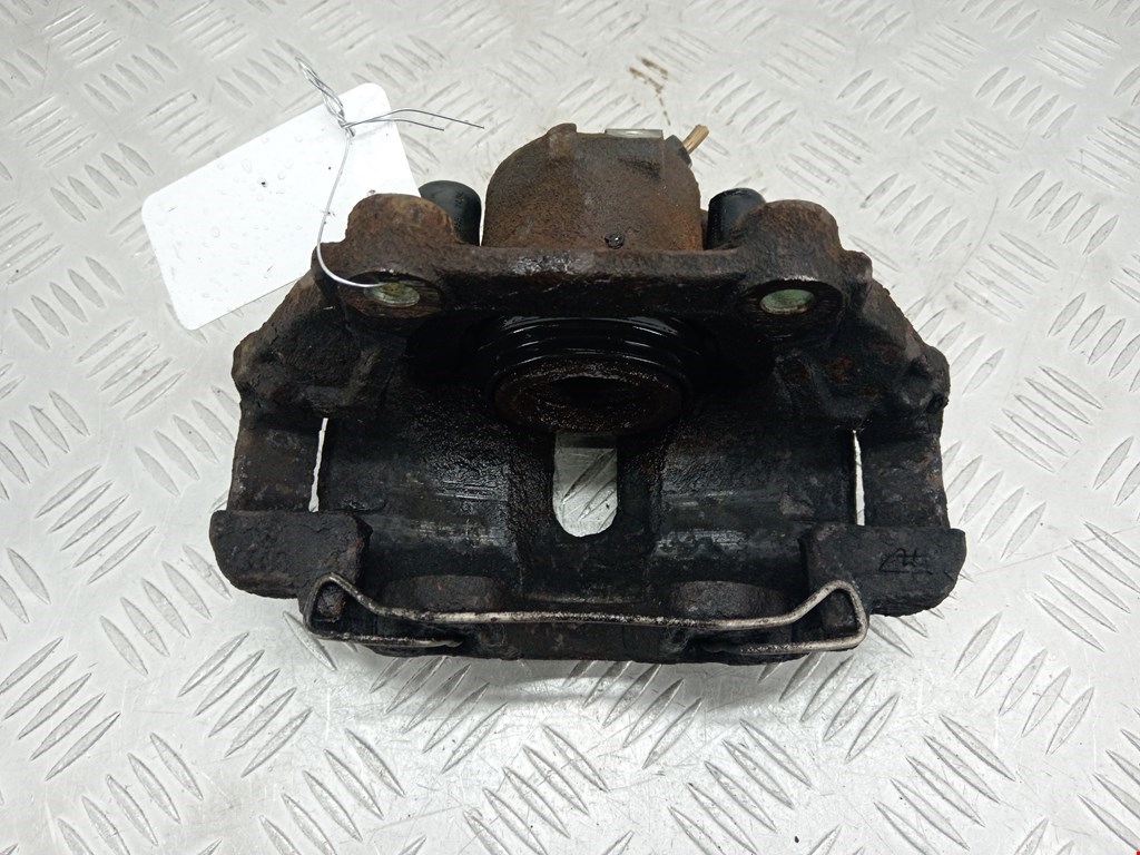 Суппорт передний левый VOLKSWAGEN Passat B5 1997-2005